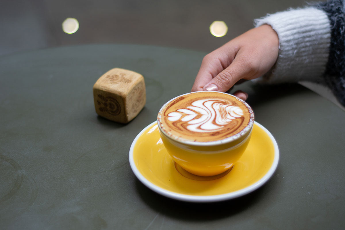 Loveramics Egg Latte Saucer (Yellow) 15.5cm